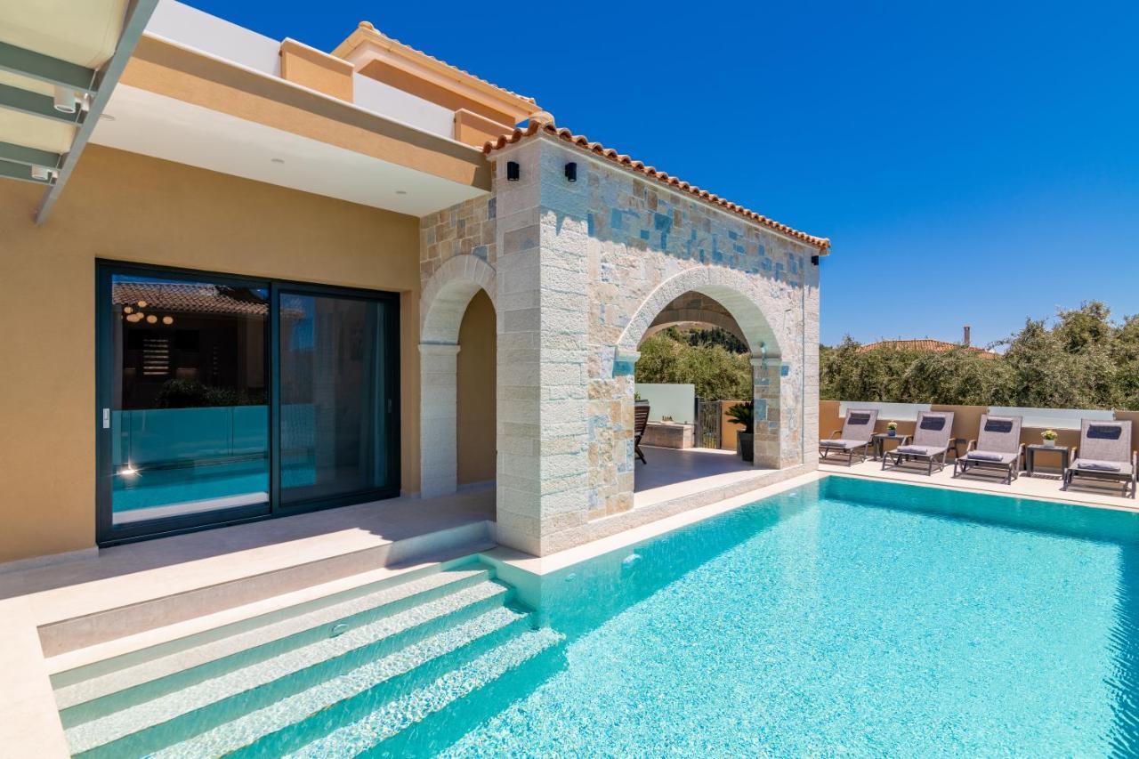 Romanza II Luxury Villa Kalamákion Exterior foto